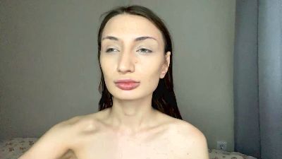 LeonorStudwell live cam on Cam4