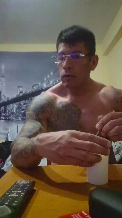 Leonsalvajexxx live cam on Cam4