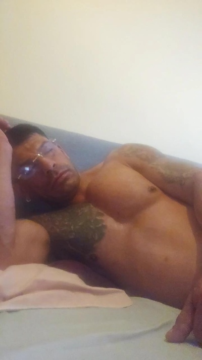 Leonsalvajexxx live cam on Cam4