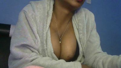 Leonynda_1 live cam on Cam4