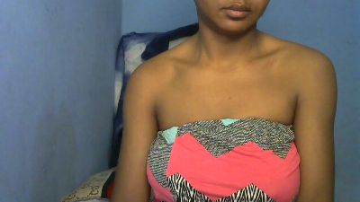 Leonynda_1 live cam on Cam4