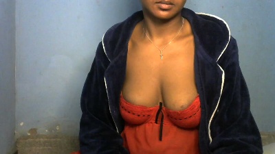 Leonynda_1 live cam on Cam4