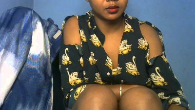 Leonynda_1 live cam on Cam4