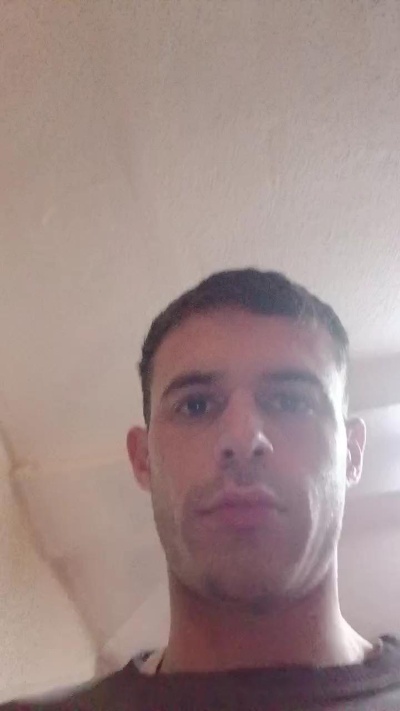 Leoo2277 live cam on Cam4