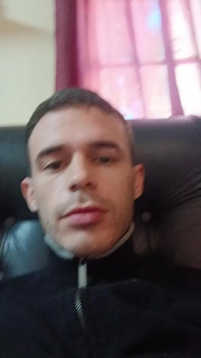 Leoo2277 live cam on Cam4
