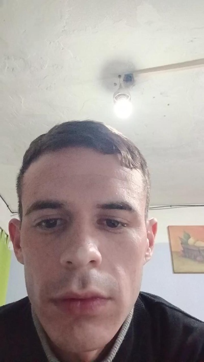 Leoo2277 live cam on Cam4