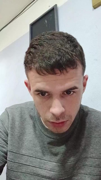 Leoo2277 live cam on Cam4