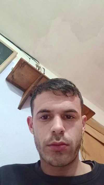 Leoo2277 live cam on Cam4