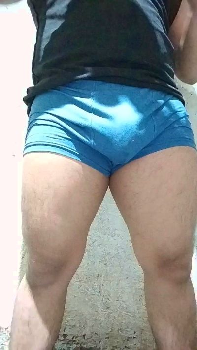 Leoon5 live cam on Cam4