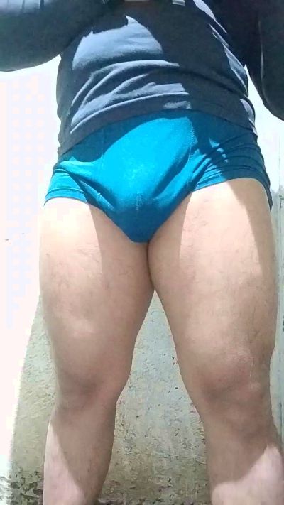 Leoon5 live cam on Cam4