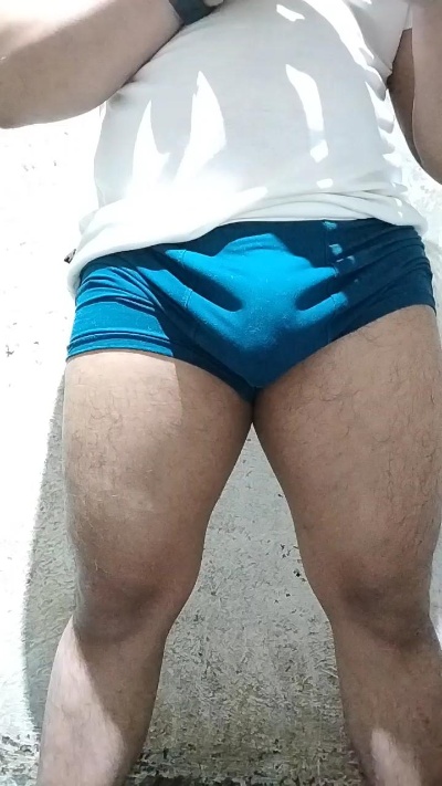 Leoon5 live cam on Cam4