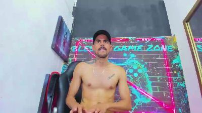 LeosVesper_ live cam on Cam4