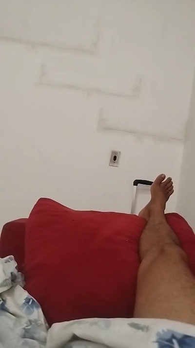 Leozinho188 live cam on Cam4