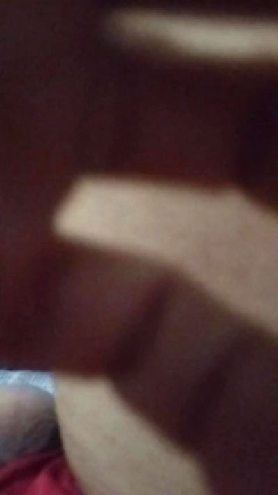 Leozinho188 live cam on Cam4