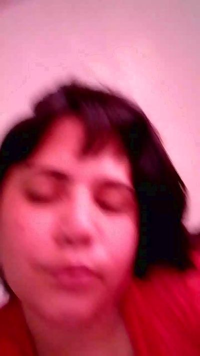 Leslyfoxy live cam on Cam4