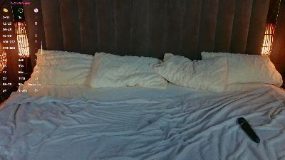 LessyShy live cam on Cam4