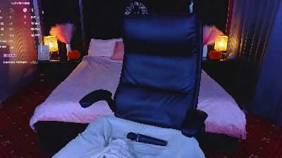 LessyShy live cam on Cam4