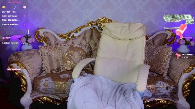 LessyShy live cam on Cam4