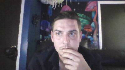 LetMeSpank69 live cam on Cam4