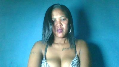 Letitia95 live cam on Cam4