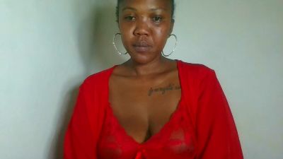 Letitia95 live cam on Cam4