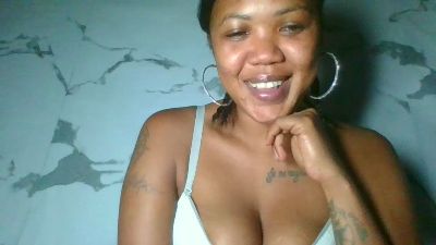 Letitia95 live cam on Cam4
