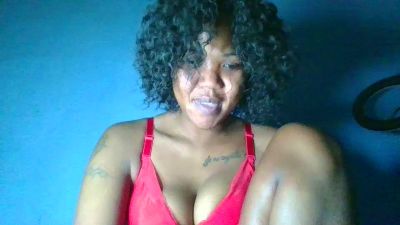 Letitia95 live cam on Cam4