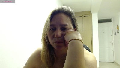LetsGo_Zarcley live cam on Cam4