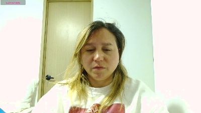 LetsGo_Zarcley live cam on Cam4