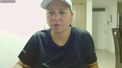 LetsGo_Zarcley live cam on Cam4