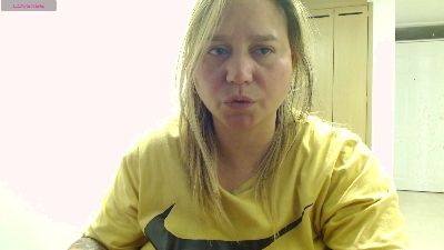 LetsGo_Zarcley live cam on Cam4