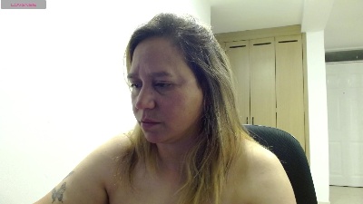 LetsGo_Zarcley live cam on Cam4