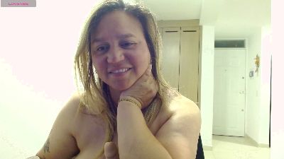 LetsGo_Zarcley live cam on Cam4