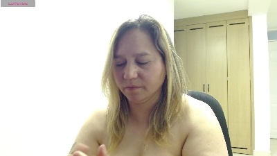 LetsGo_Zarcley live cam on Cam4