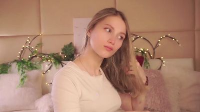LettieDilgard live cam on Cam4