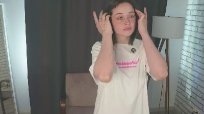 LettyWiscombe live cam on Cam4