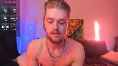 LevMiller live cam on Cam4