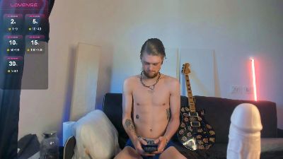 LevMiller live cam on Cam4
