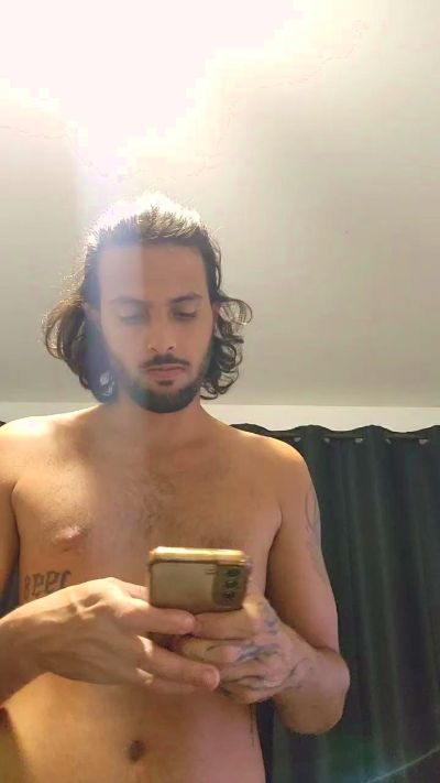 Levi_Henrique live cam on Cam4