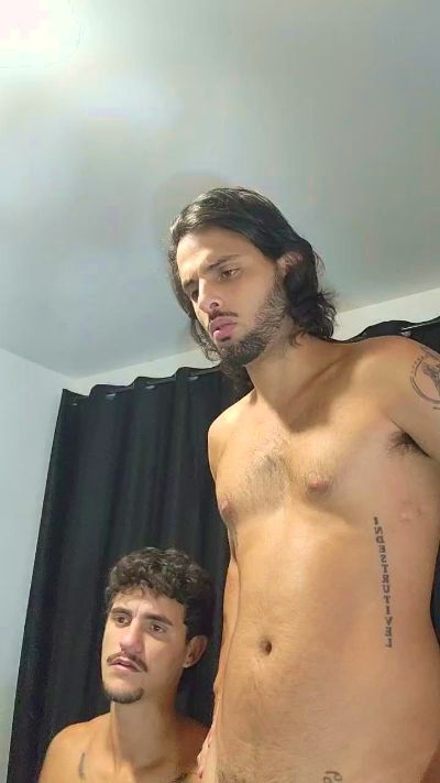 Levi_Henrique live cam on Cam4