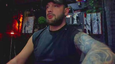 LexHardy live cam on Cam4