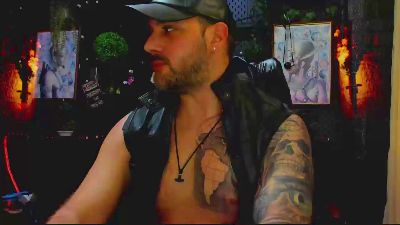 LexHardy live cam on Cam4