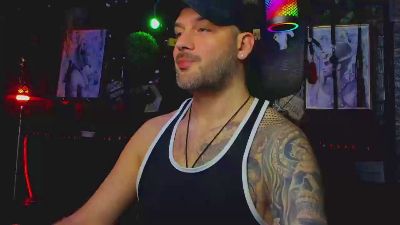 LexHardy live cam on Cam4
