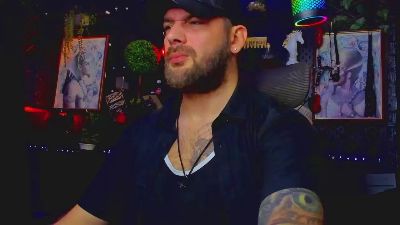 LexHardy live cam on Cam4