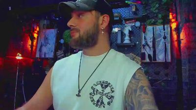 LexHardy live cam on Cam4
