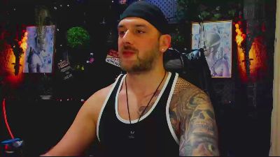 LexHardy live cam on Cam4