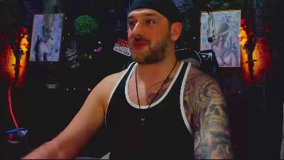 LexHardy live cam on Cam4