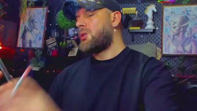LexHardy live cam on Cam4