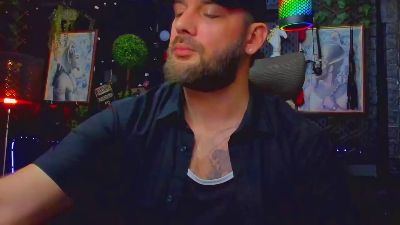 LexHardy live cam on Cam4