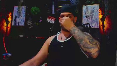 LexHardy live cam on Cam4